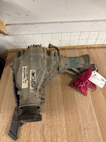 Jeep SRT-8 Cherokee WK V8 Front Diff Centre 2013