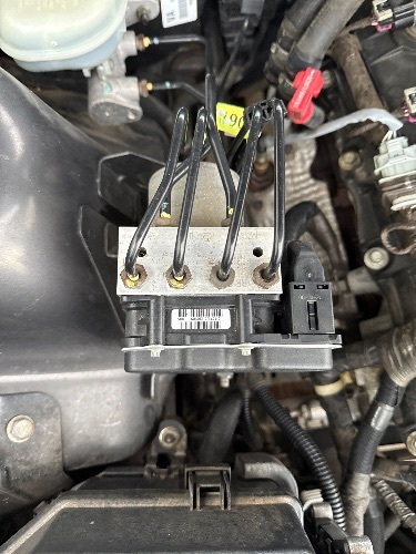 Holden Commodore 07/2009 VE Omega Series 1 LY7 ABS Module