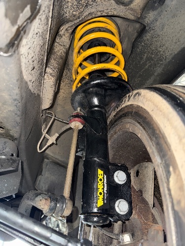 Holden Commodore VT VX VY Series 1 Front Struts Springs Pair SSL