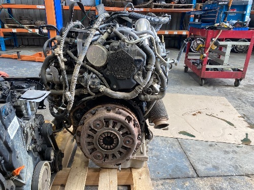 Nissan Navara 2018 D23 NP300 2.3 Diesel ST Manual Complete Engine